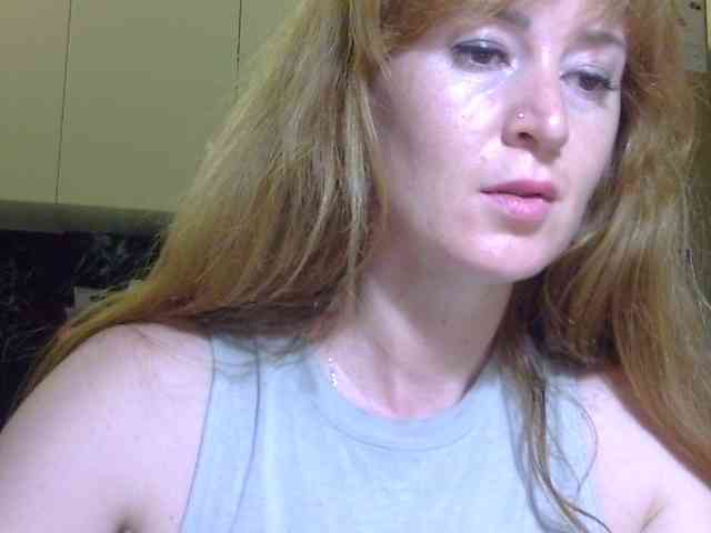 ErnaBernice webcam