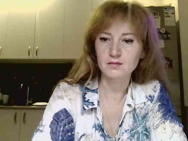 ErnaBernice webcam
