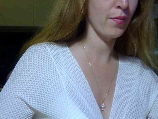 ErnaBernice webcam