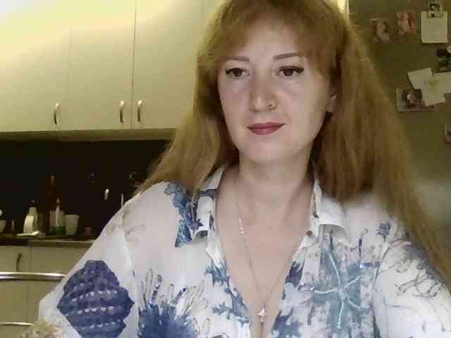 ErnaBernice webcam