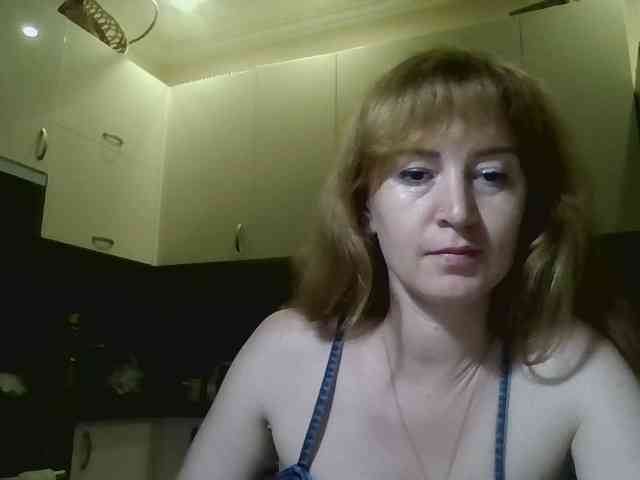 ErnaBernice webcam
