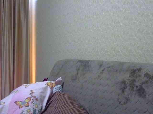 ErnaBernice webcam