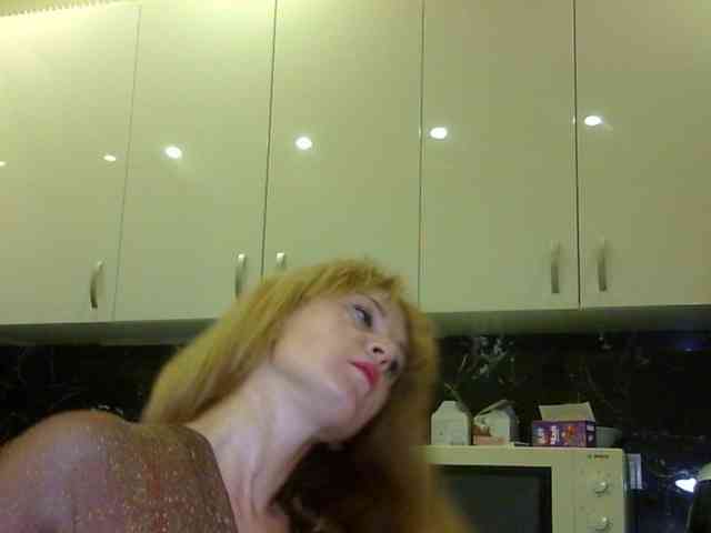 ErnaBernice webcam