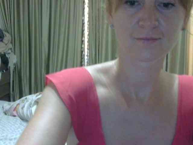 ErnaBernice webcam
