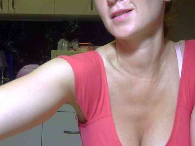 ErnaBernice webcam