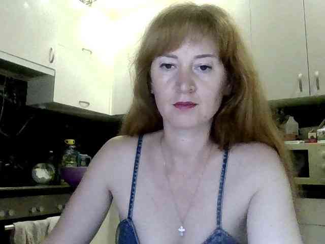 ErnaBernice webcam