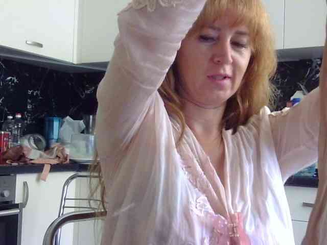 ErnaBernice webcam