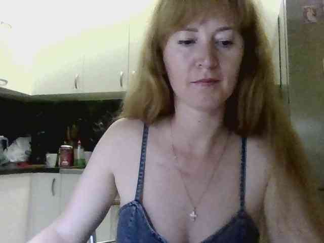 ErnaBernice webcam