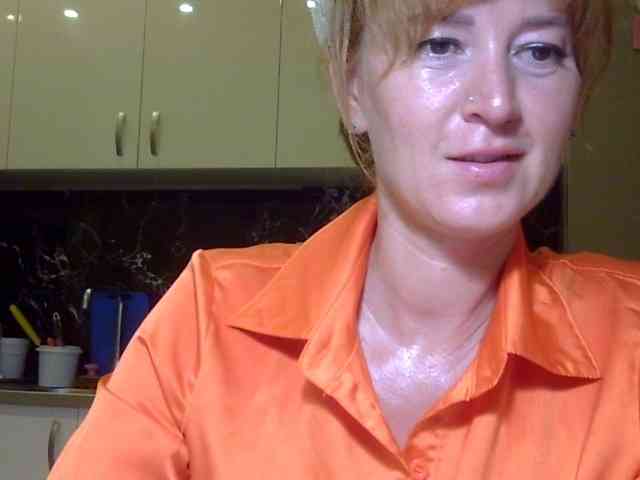 ErnaBernice webcam