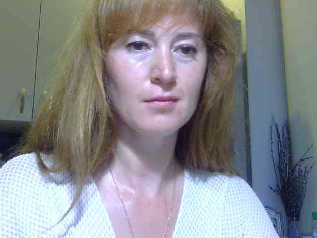 ErnaBernice webcam