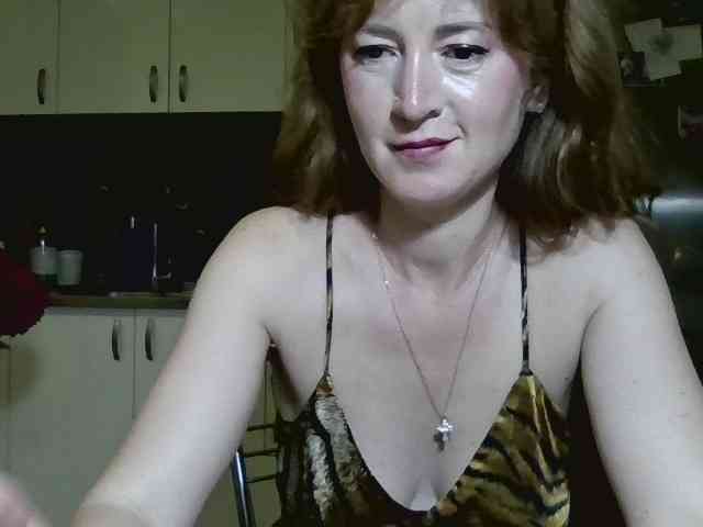 ErnaBernice webcam