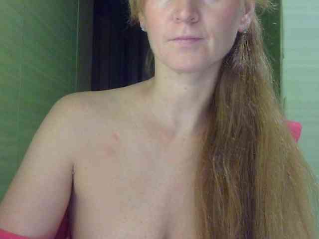 ErnaBernice webcam