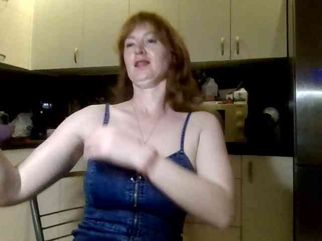 ErnaBernice webcam