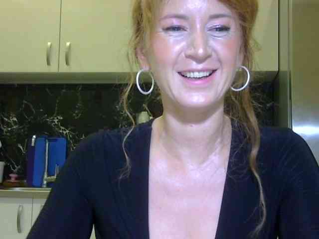 ErnaBernice webcam