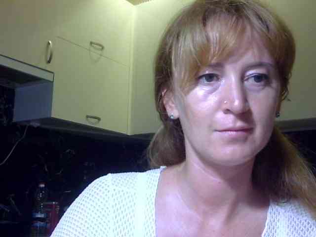 ErnaBernice webcam