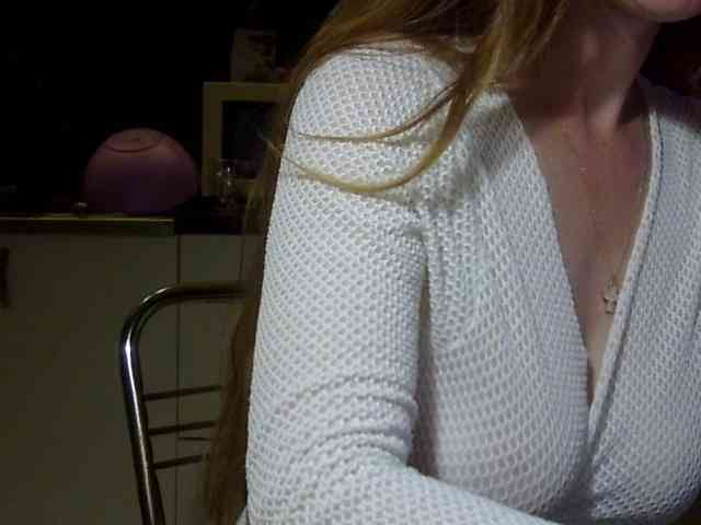 ErnaBernice webcam