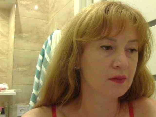 ErnaBernice webcam