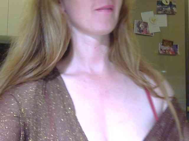 ErnaBernice webcam