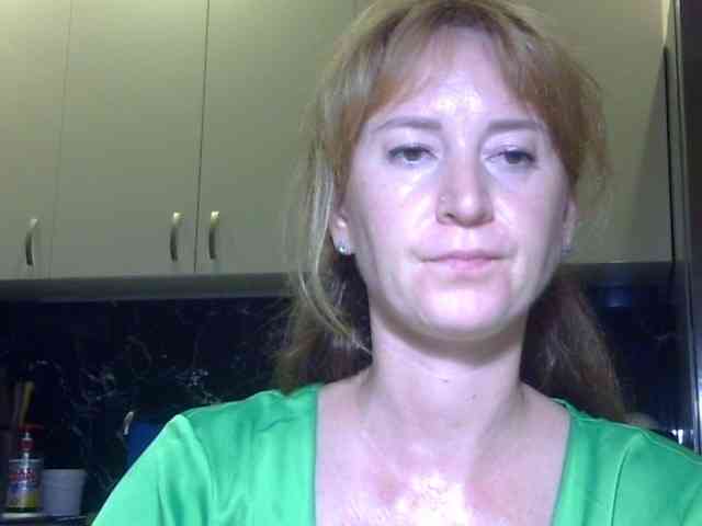 ErnaBernice webcam