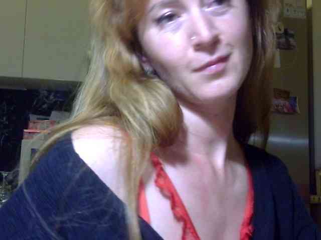 ErnaBernice webcam