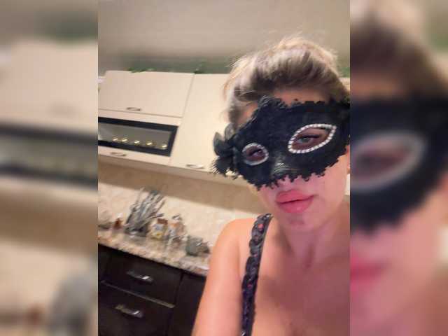 Natka34 live cam on BongaCams