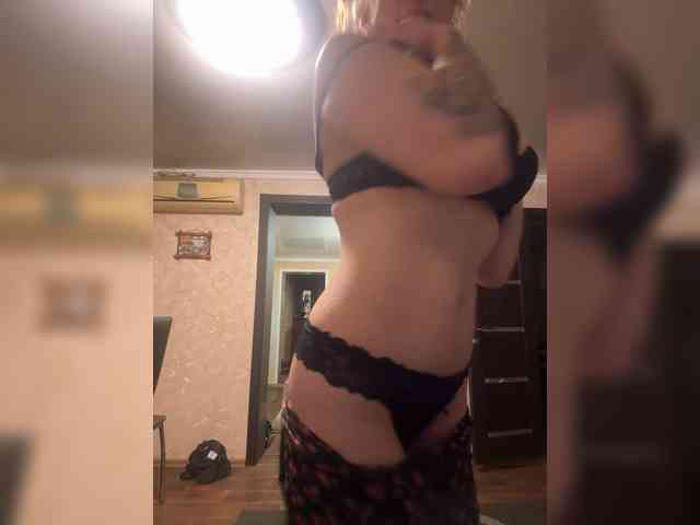 Este modelo está ao vivo agora. Natka34