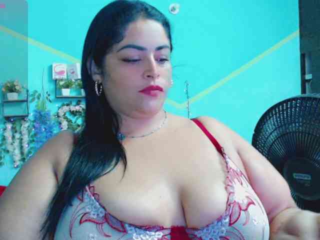 nickyribeiro webcam