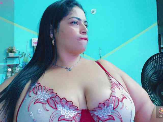 nickyribeiro webcam