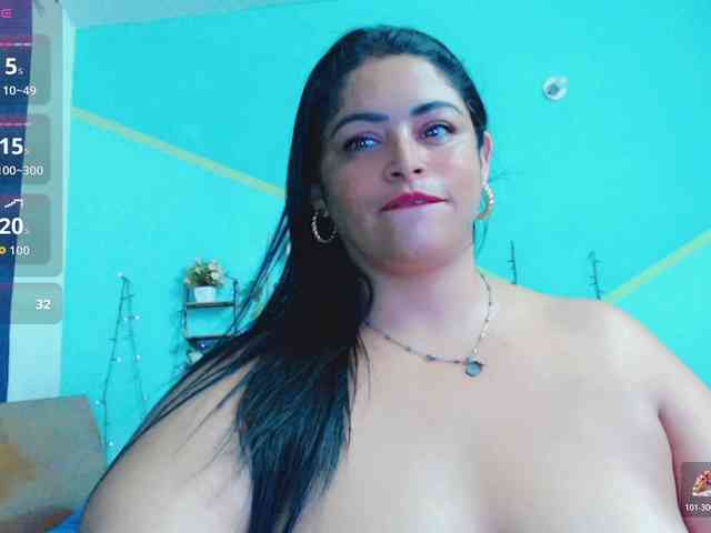 Modelo: nickyribeiro