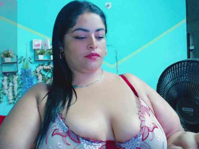 nickyribeiro webcam