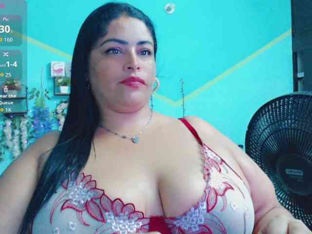 nickyribeiro webcam