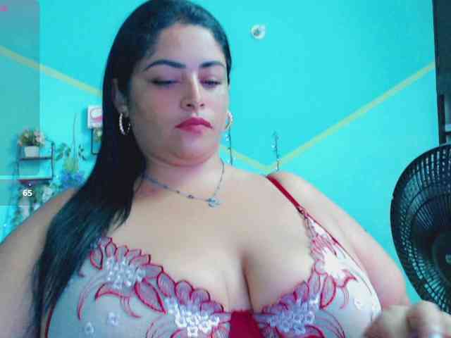nickyribeiro webcam