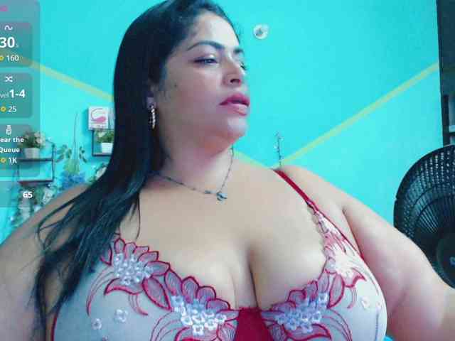 nickyribeiro webcam