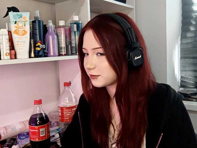 emoemily live cam on BongaCams