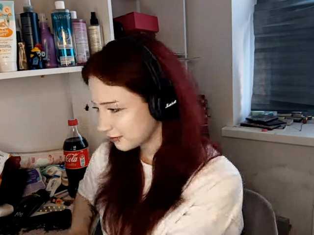 emoemily live cam on BongaCams