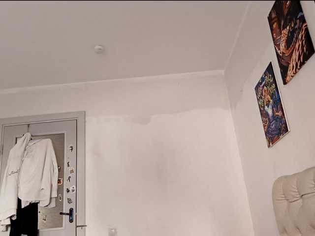 emoemily live cam on BongaCams