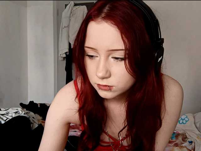 emoemily live cam on BongaCams