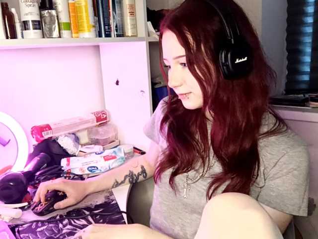 emoemily live sex show