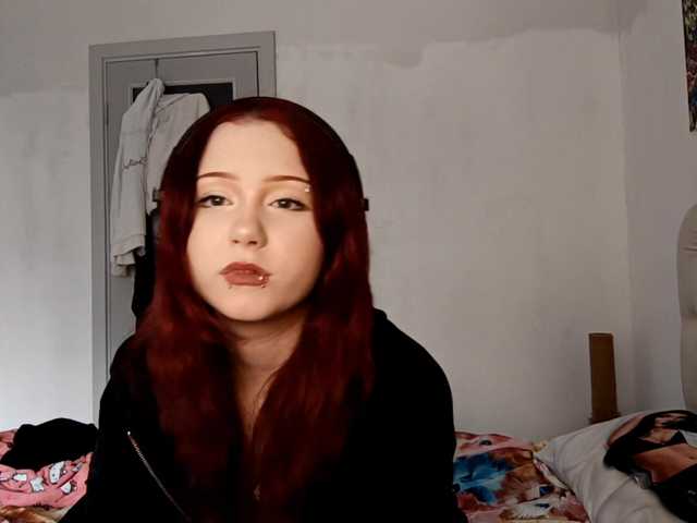 emoemily live cam on BongaCams