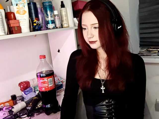 emoemily live cam on BongaCams