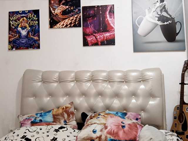 emoemily live cam
