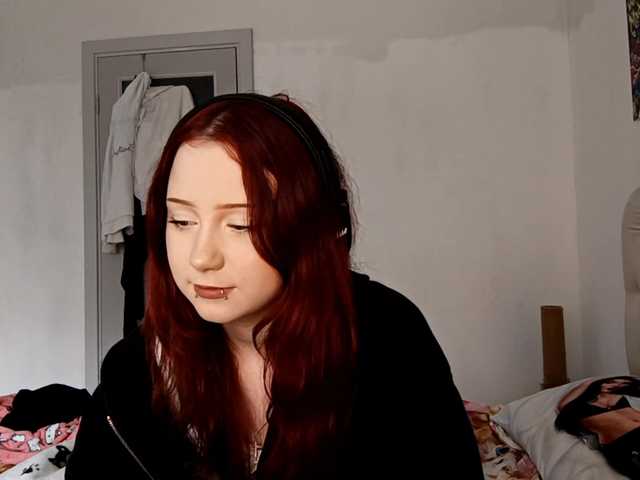 emoemily live cam on BongaCams
