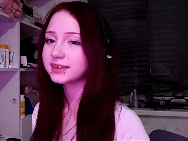 emoemily preview