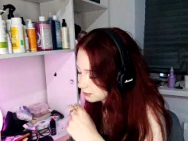 emoemily live cam on BongaCams