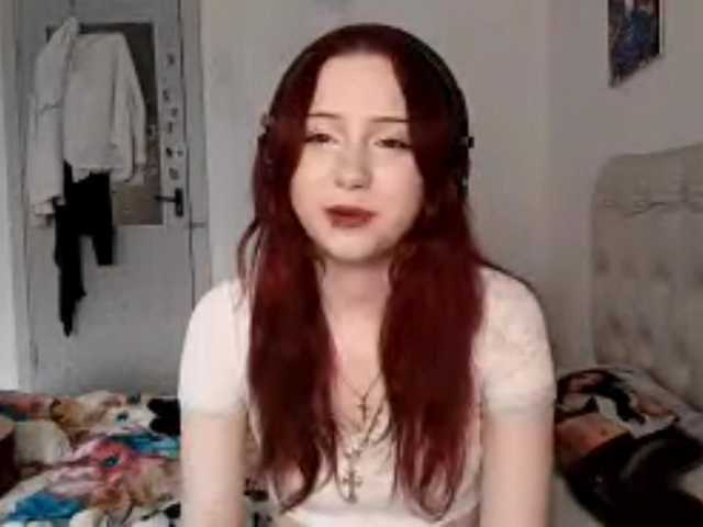 emoemily live cam on BongaCams