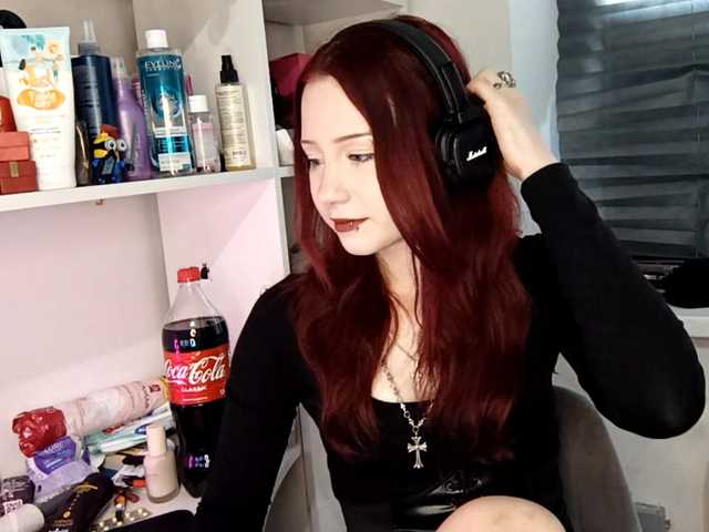 emoemily live cam on BongaCams