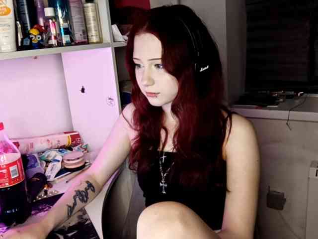 emoemily webcam