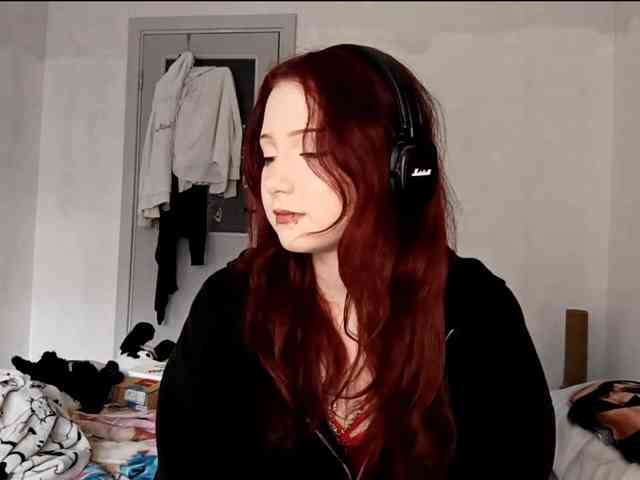 emoemily webcam