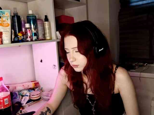 emoemily webcam
