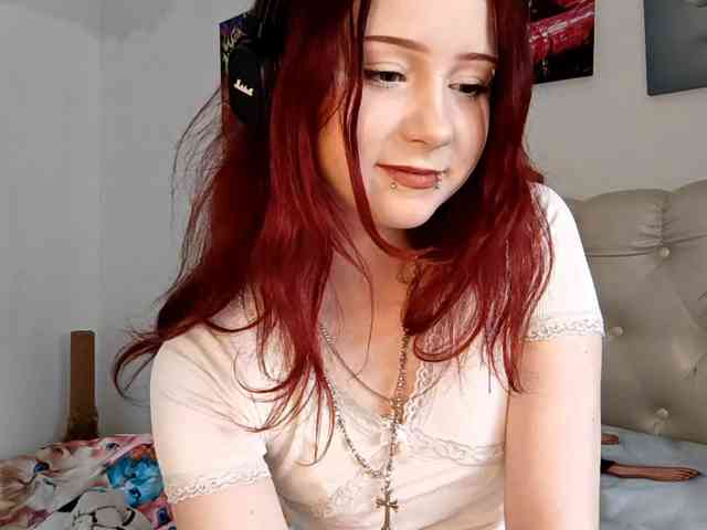 emoemily Sex Cam Show
